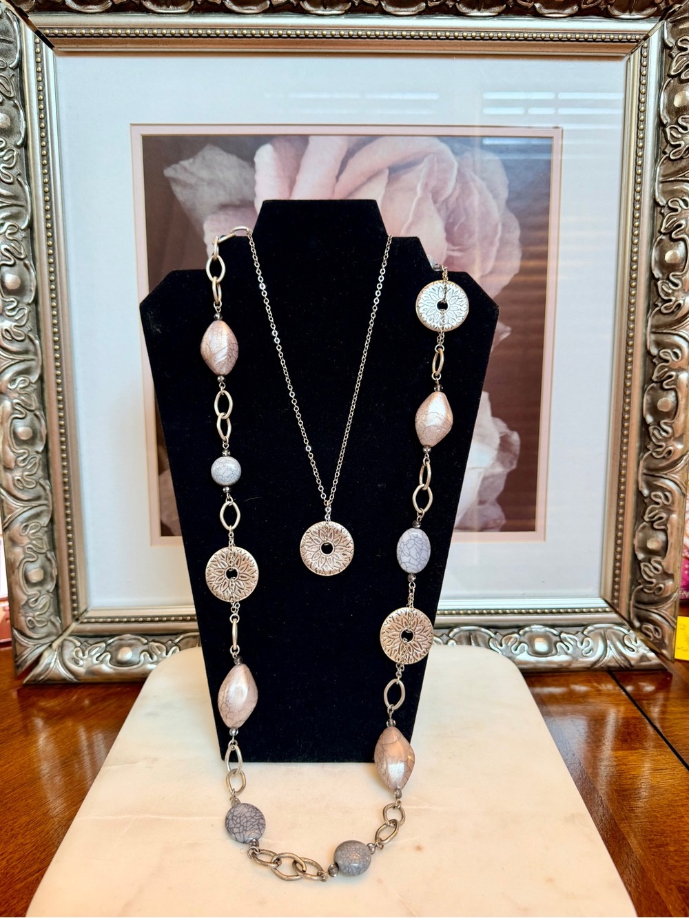 Premier Designs Vintage 2-in-1 Silver-Tone Iridescent Pink &Gray Beaded Necklace